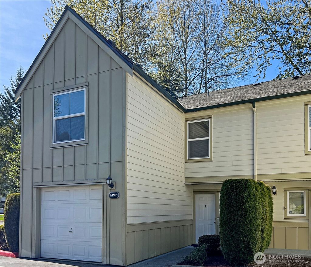Photo of 1600 121st Street SE #M101, Everett, WA 98208 (MLS # 2364906)