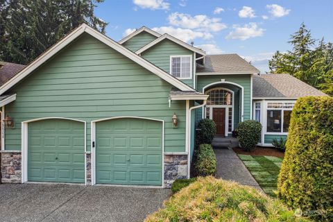 Photo of 19508 12th Avenue W, Lynnwood, WA 98036 (MLS # 2146811)