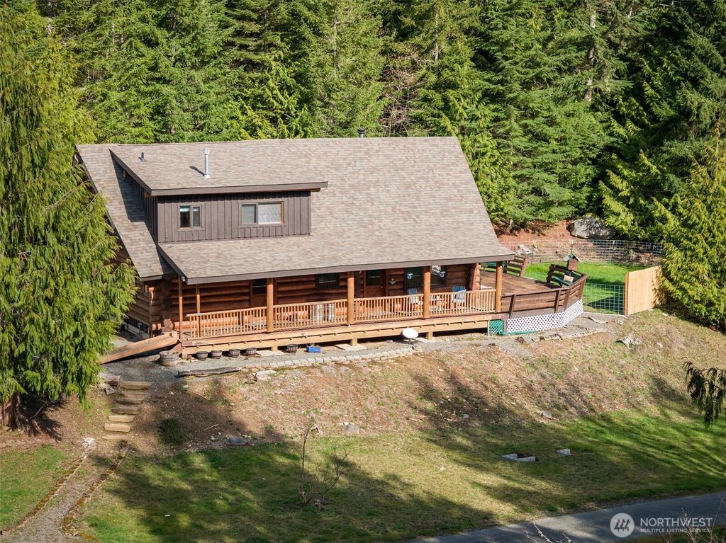 Photo of 1422 Grauel Ramapo Road, Port Angeles, WA 98363 (MLS # 2491285)