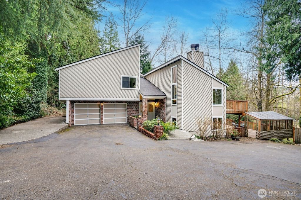 Photo of 14715 149th Avenue NE, Woodinville, WA 98072 (MLS # 2341441)