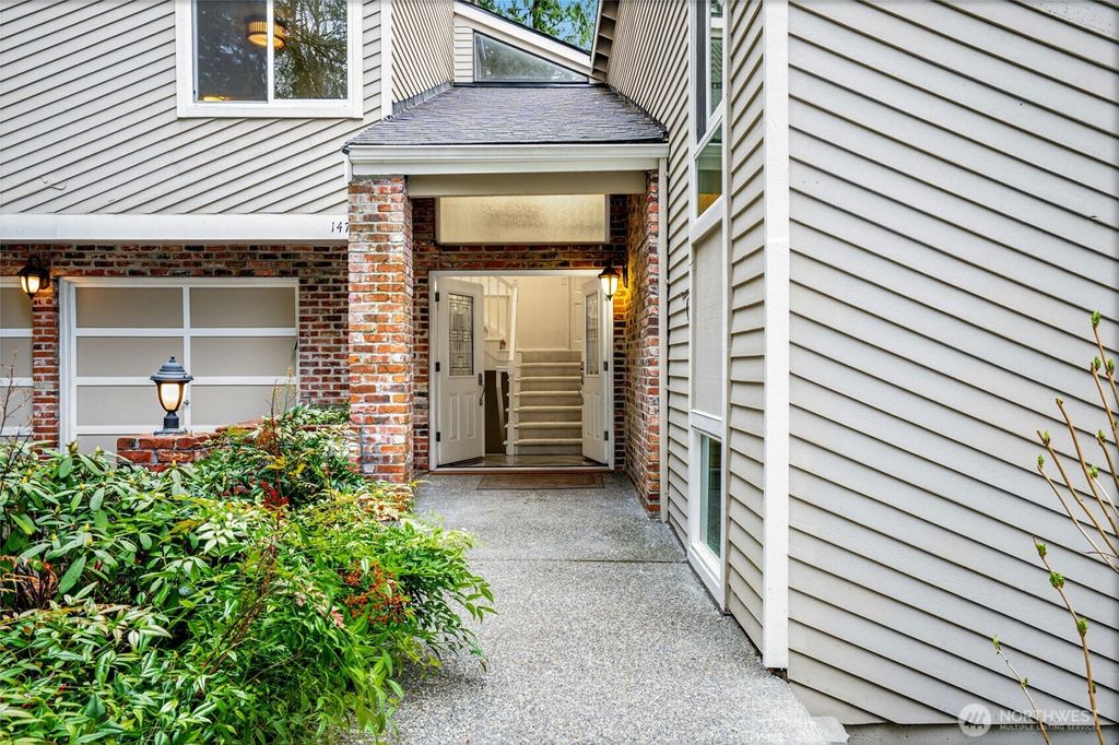 Photo of 14715 149th Avenue NE, Woodinville, WA 98072 (MLS # 2341441)
