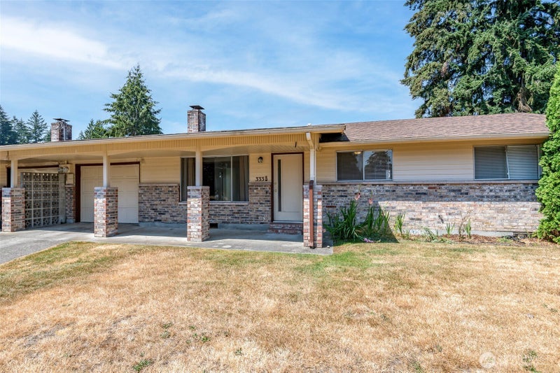 333 Choker Street SE A&B