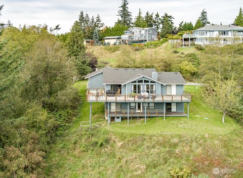 A home in Oak Harbor