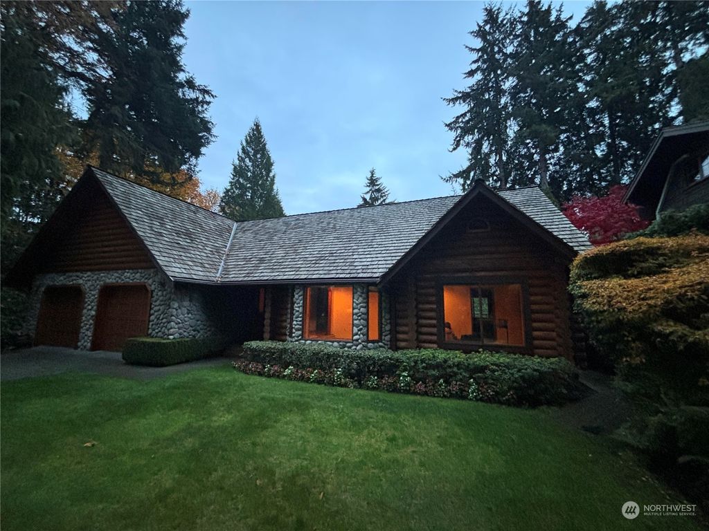 Photo of 2700 106th Place SE, Beaux Arts, WA 98004 (MLS # 2310660)
