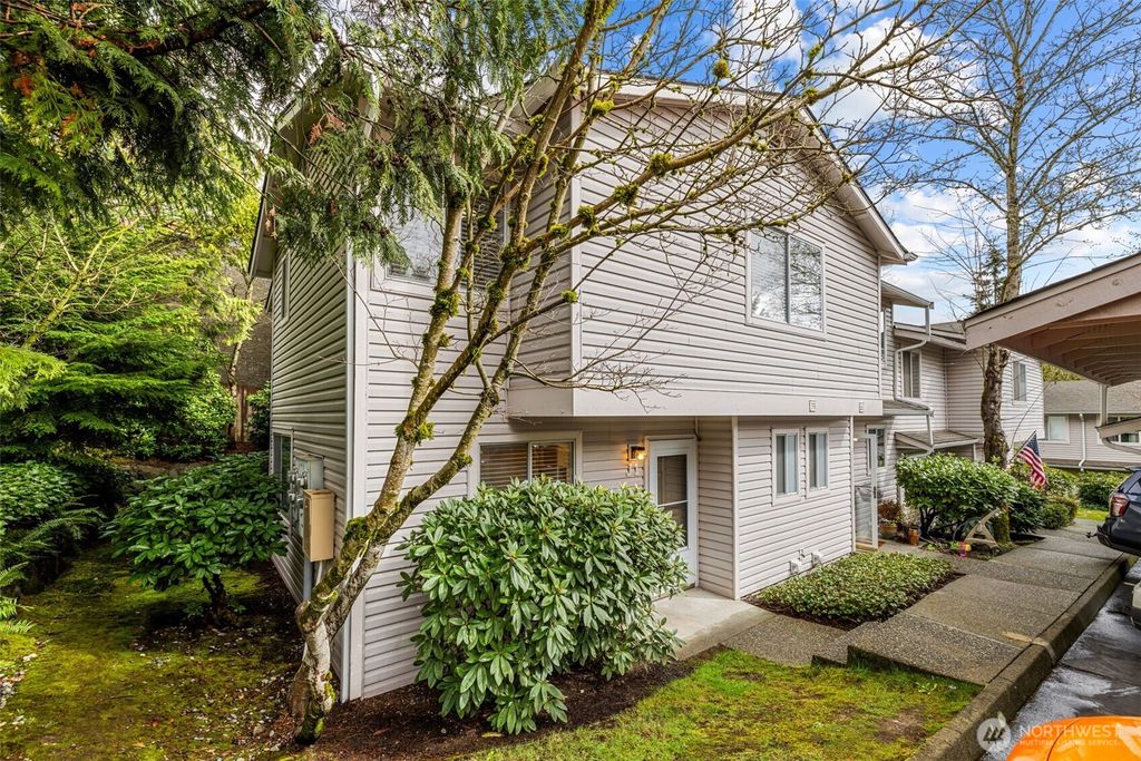 Photo of 18910 Bothell-Everett Highway #J1, Bothell, WA 98012 (MLS # 2344437)