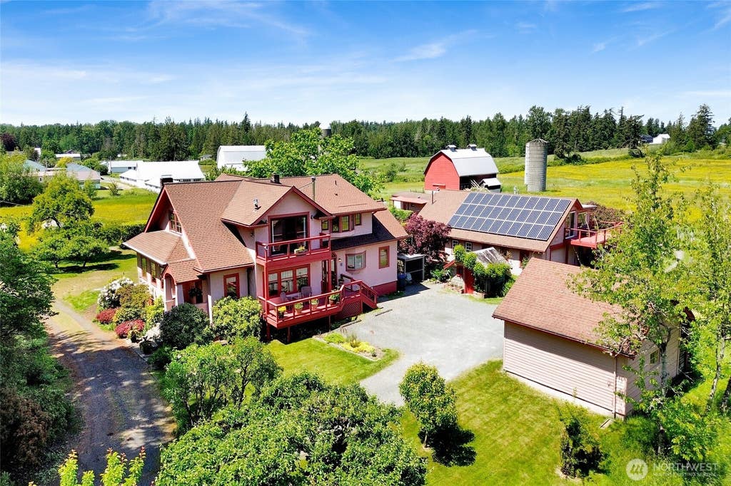 Photo of 1478 Kelly Road, Bellingham, WA 98226 (MLS # 2567531)
