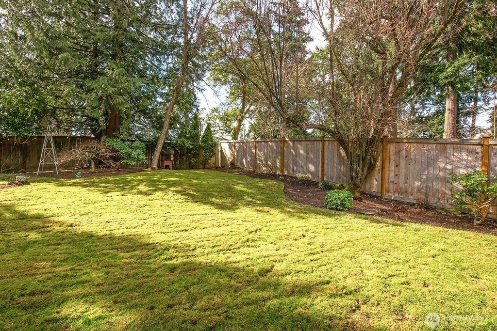 Photo of 23110 63rd Avenue W, Mountlake Terrace, WA 98043 (MLS # 2340140)
