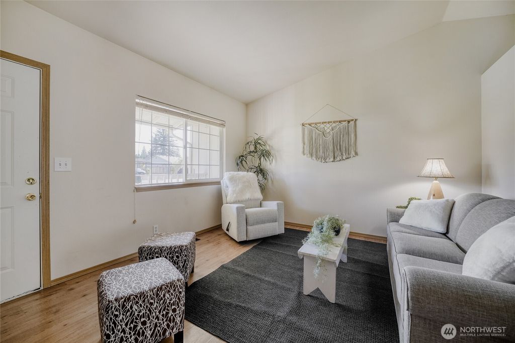 Photo of 401 Hemlock Court, Sultan, WA 98294 (MLS # 2516679)