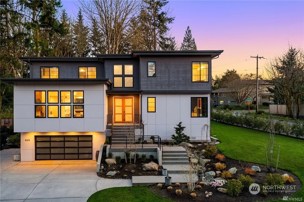 Photo of 8401 SE 34th Place, Mercer Island, WA 98040 (MLS # 2048208)