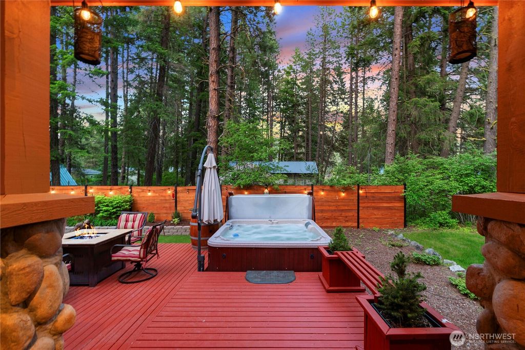 Photo of 18880 Pine Loop, Leavenworth, WA 98826 (MLS # 2471727)