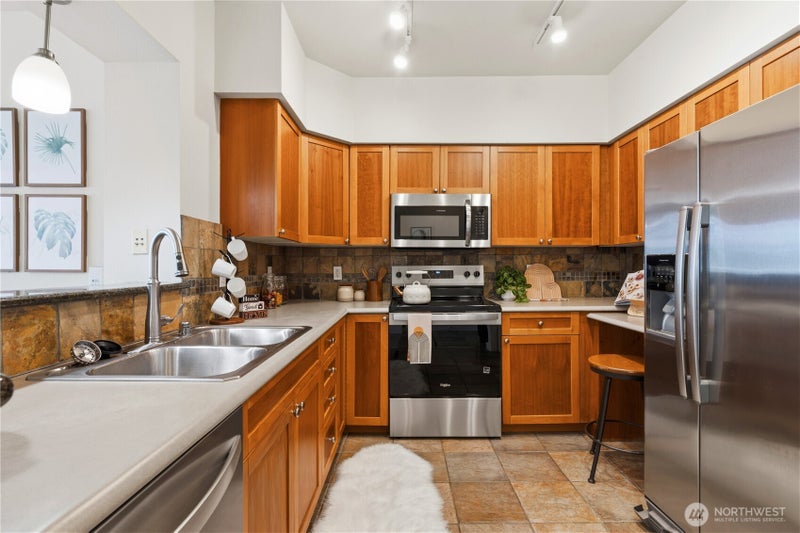 1545 NW 57th St 611