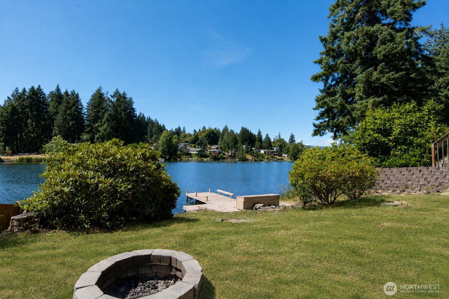 350 SE Crescent Drive