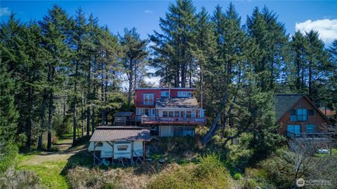 Photo of 2543 State Route 109, Ocean Shores, WA 98569 (MLS # 2507875)