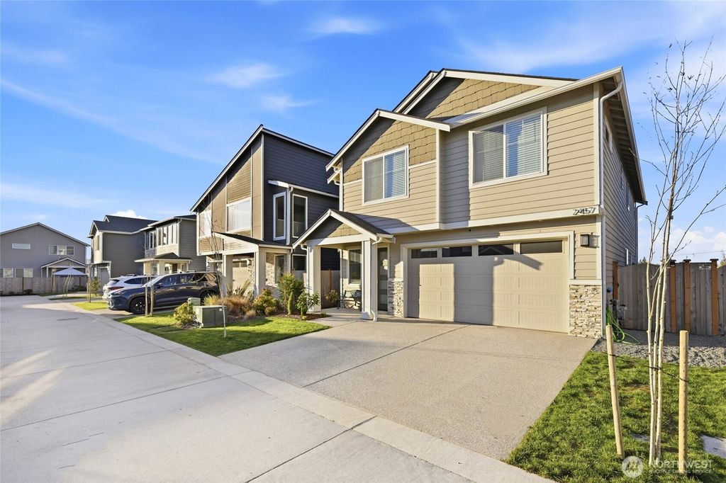 Photo of 2457 168th Place NE, Marysville, WA 98271 (MLS # 2486302)