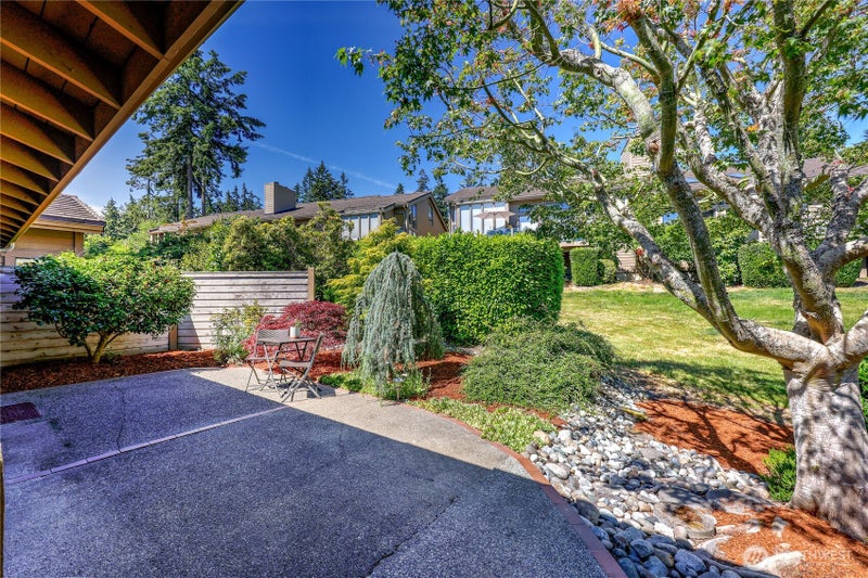 130 Upper Bluffs Drive 1