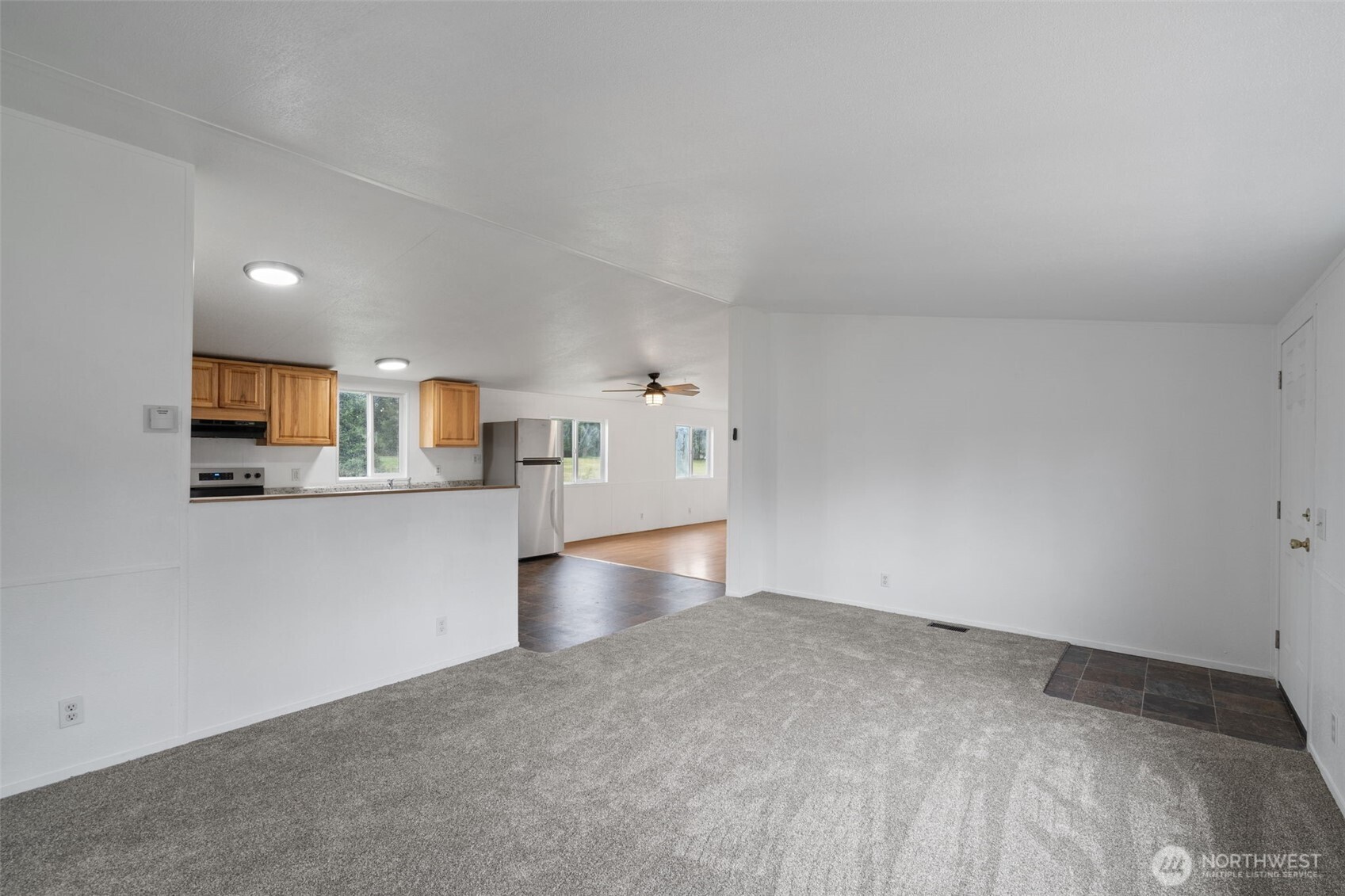 19112 Loganberry Street SW