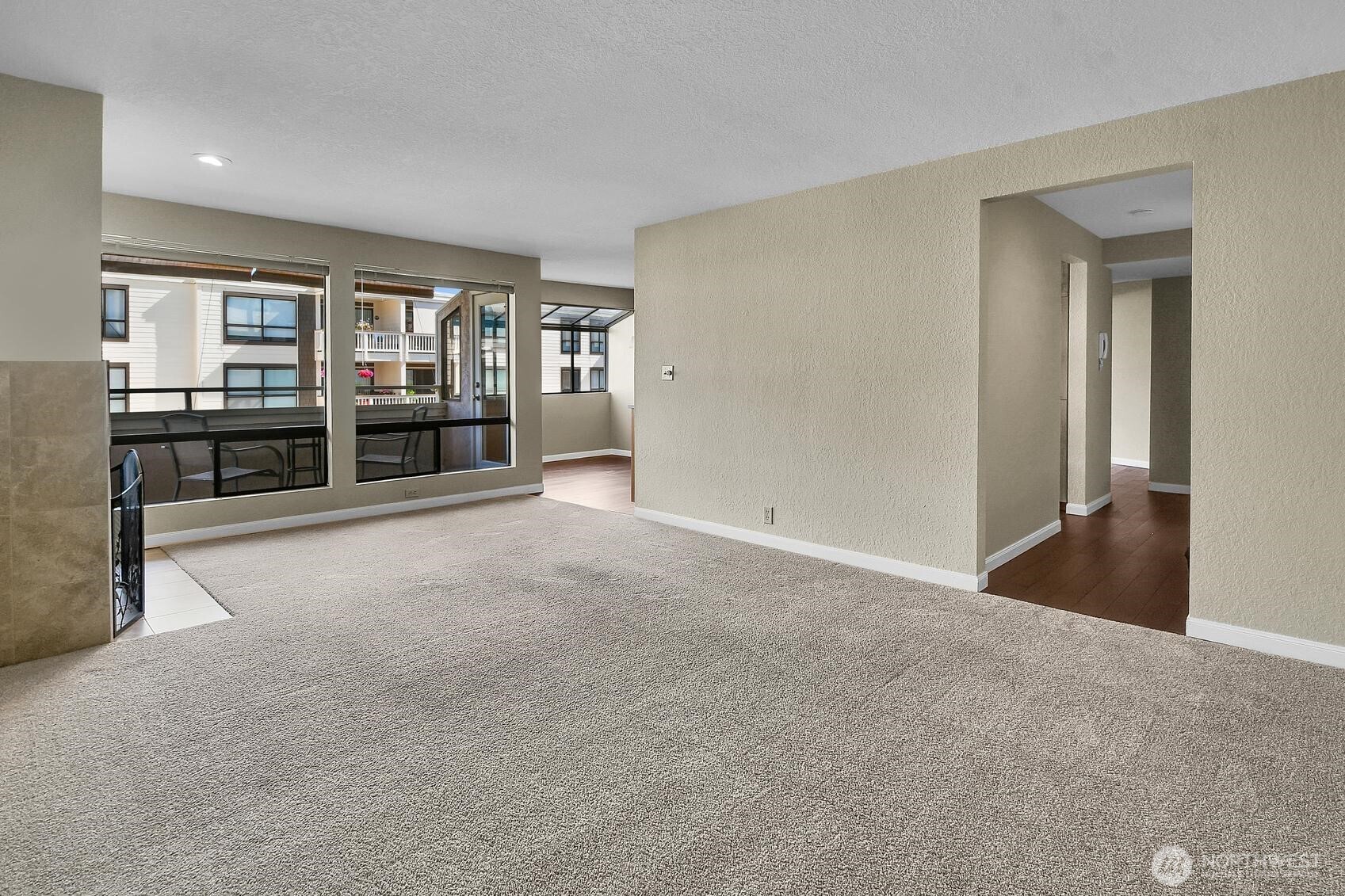 1113 5th Avenue S 208