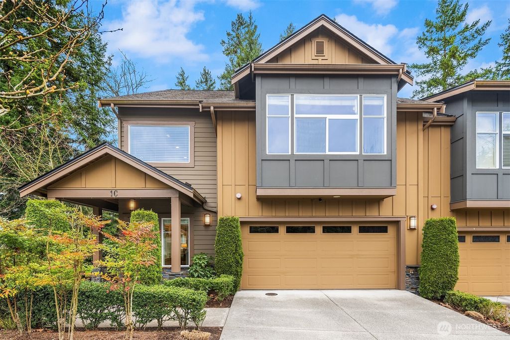 Photo of 900 228th Avenue NE #1C, Sammamish, WA 98074 (MLS # 2485510)