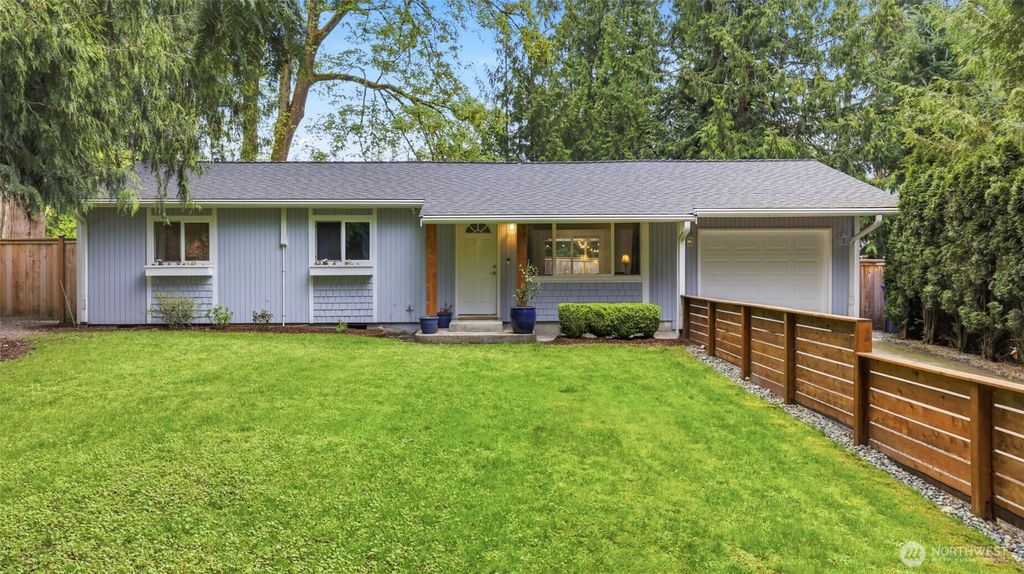 Photo of 840 211th Place NE, Sammamish, WA 98074 (MLS # 2512190)