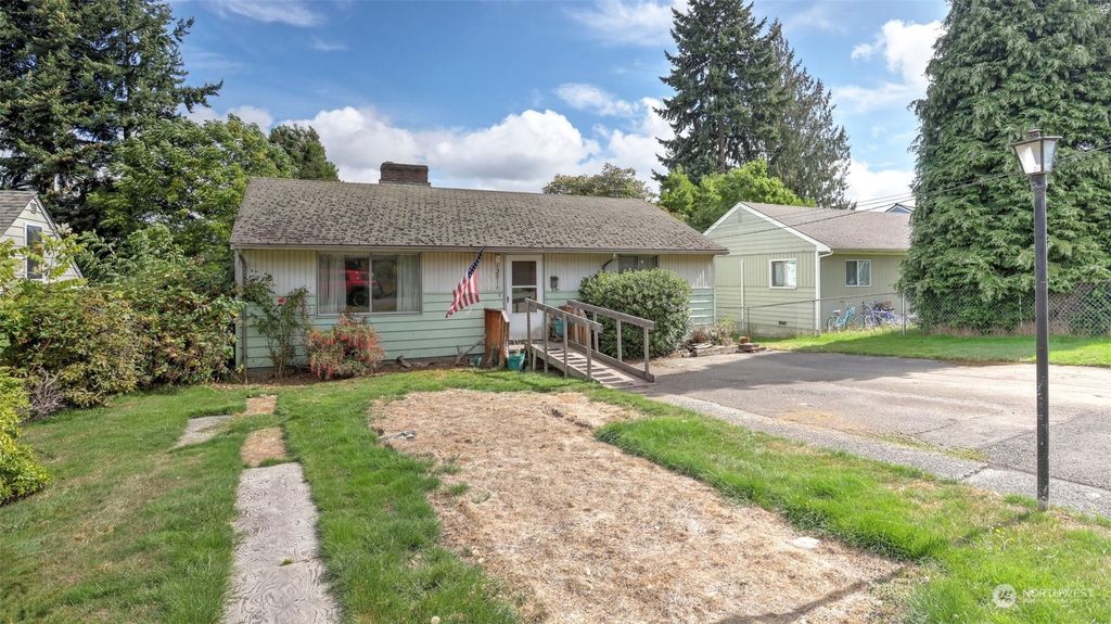 Photo of 12016 79th Avenue S, Seattle, WA 98178 (MLS # 2295079)