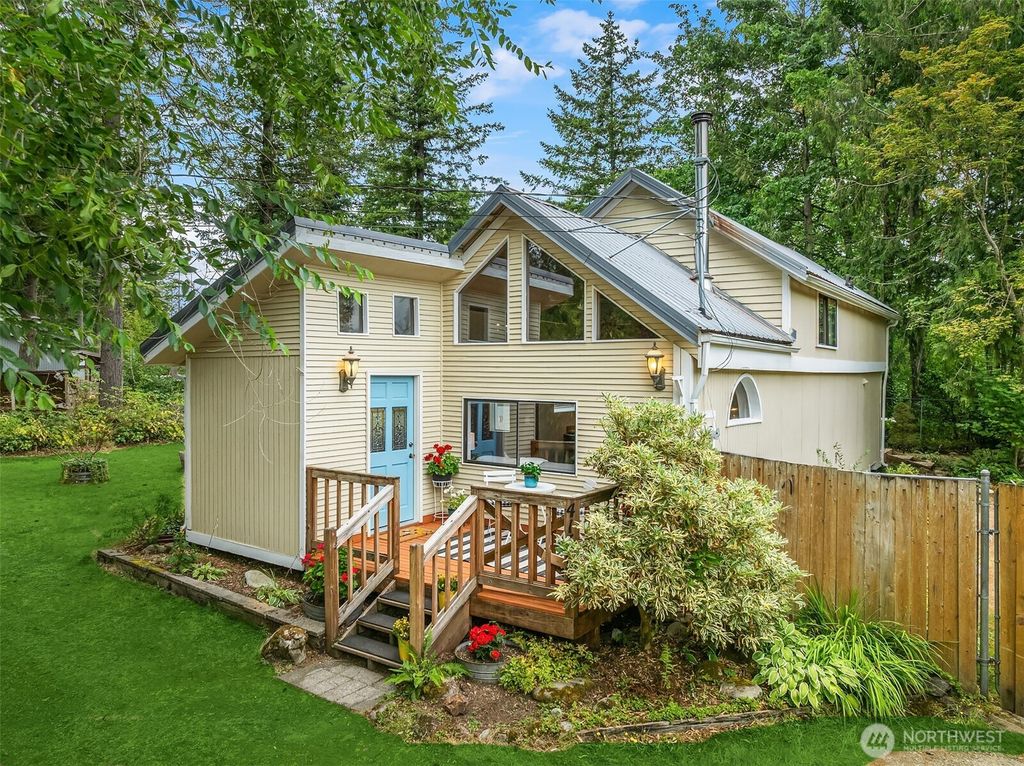 Photo of 41507 Larson Drive, Gold Bar, WA 98251 (MLS # 2412040)