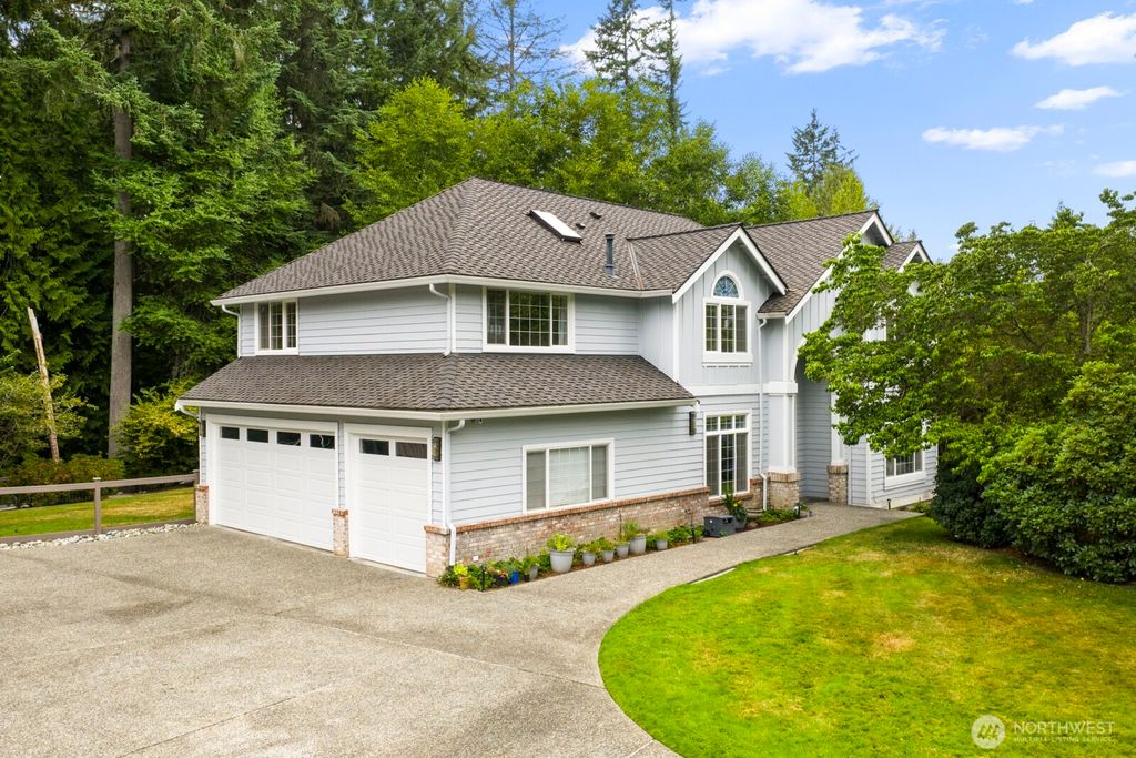 Photo of 13513 227th Avenue NE, Woodinville, WA 98077 (MLS # 2437667)
