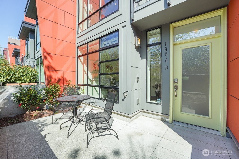 1806 11th Avenue B