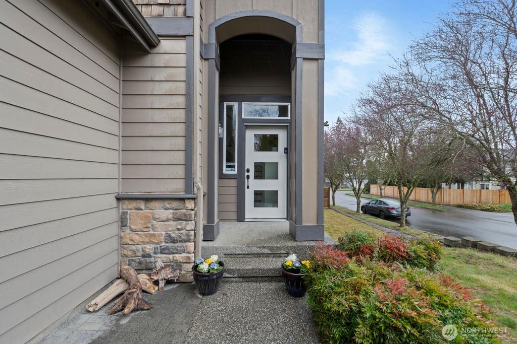 Photo of 4233 154th Place SE, Bothell, WA 98012 (MLS # 2563349)