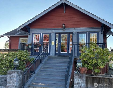 Photo of 465 Tyee Drive, Point Roberts, WA 98281 (MLS # 2501029)