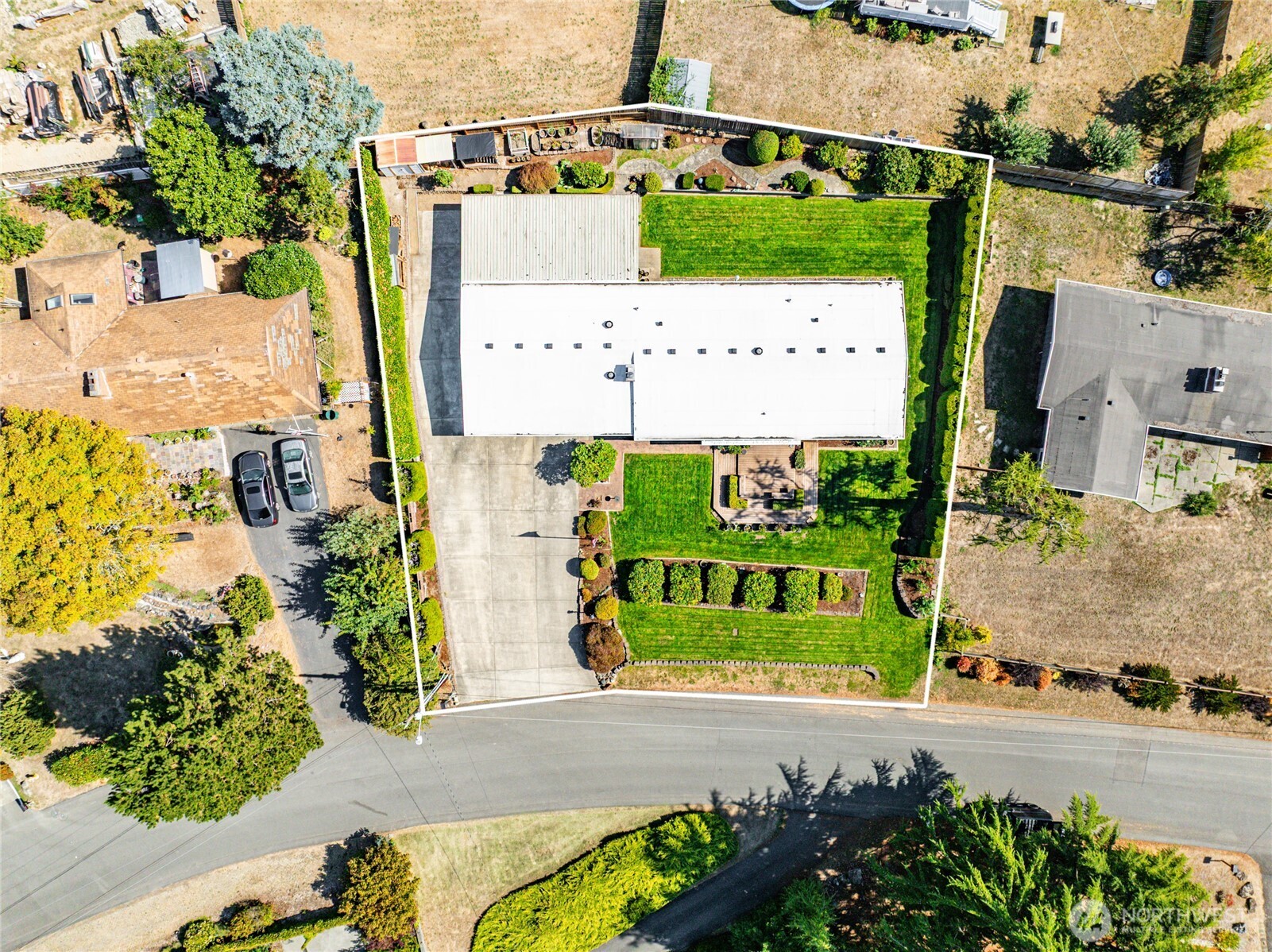 23034 Thunderbird Drive S