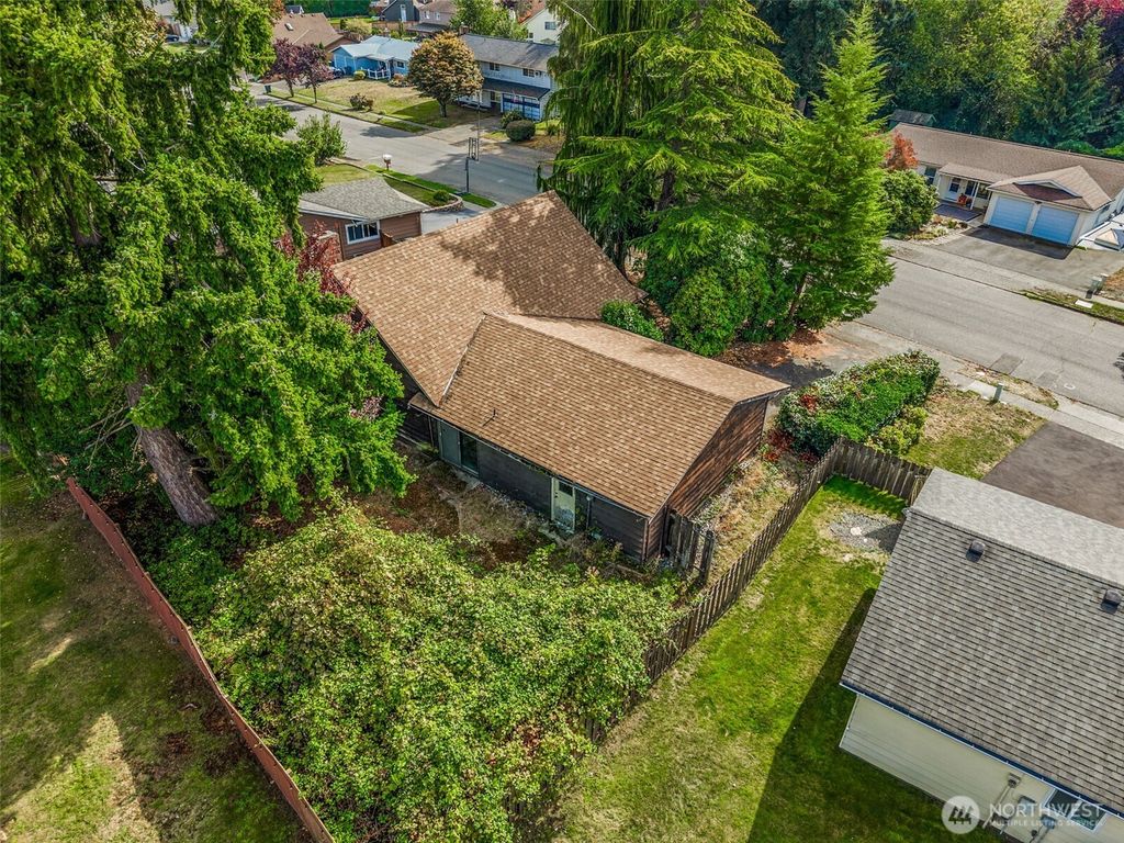 Photo of 5417 173rd Place SW, Lynnwood, WA 98037 (MLS # 2441542)