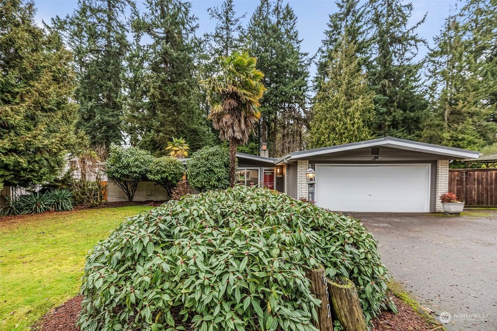 Photo of 652 S 298th Street, Federal Way, WA 98003 (MLS # 2190524)