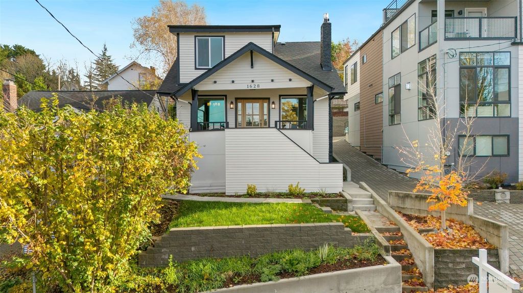 Photo of 1628 32nd Avenue, Seattle, WA 98122 (MLS # 2269117)