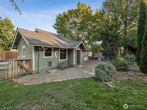 1921 Division Street Enumclaw WA 98022