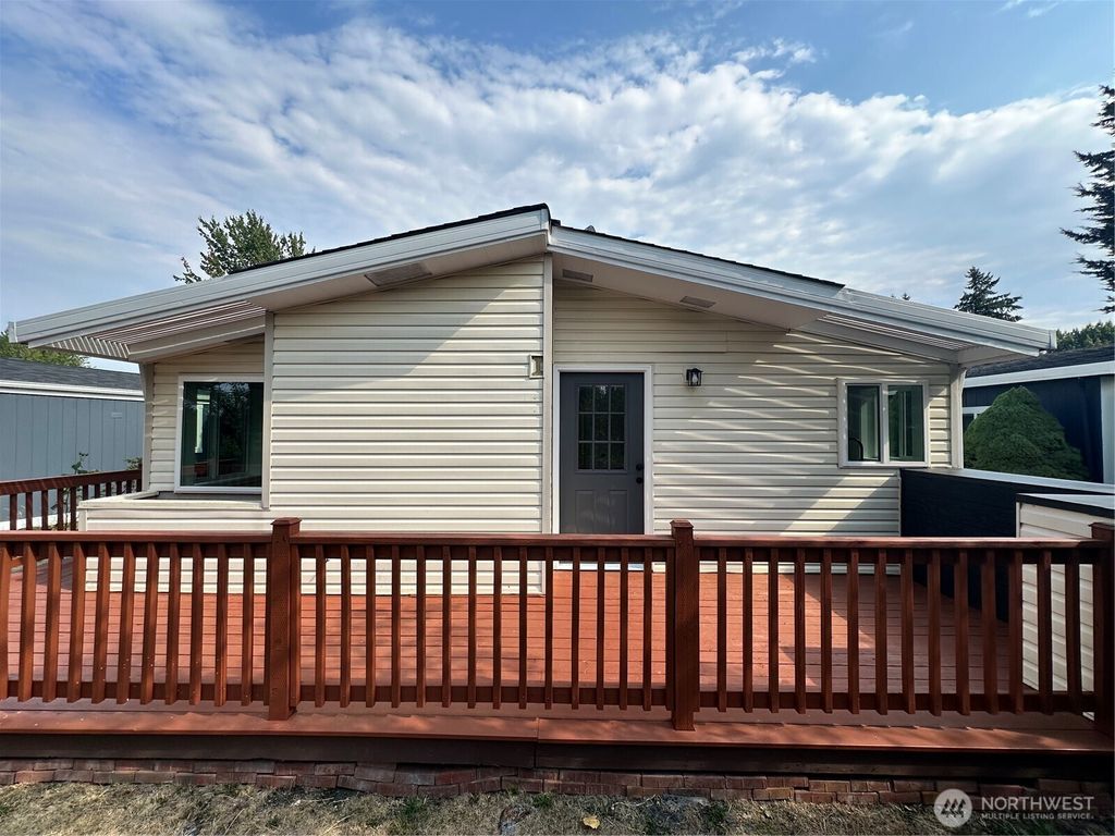 Photo of 375 Union Avenue SE #61, Renton, WA 98059 (MLS # 2428469)