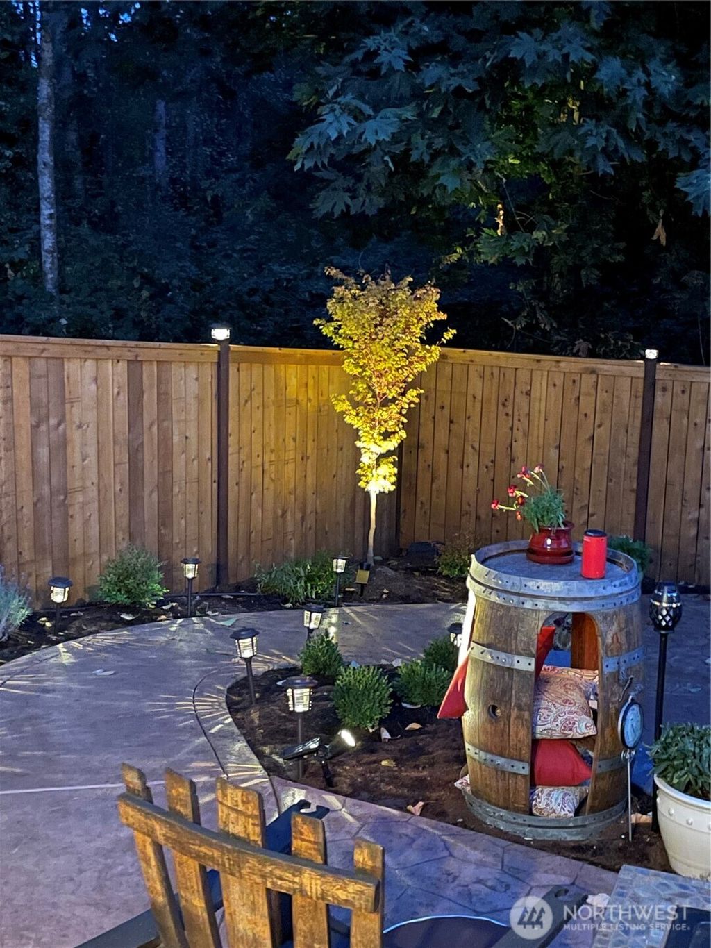 Photo of 31713 14th Way SW, Federal Way, WA 98023 (MLS # 2386124)