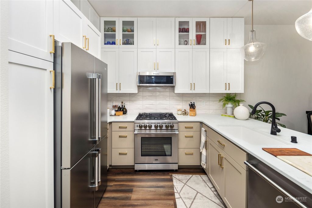 Photo of 375 Kirkland Avenue #143, Kirkland, WA 98033 (MLS # 2194592)