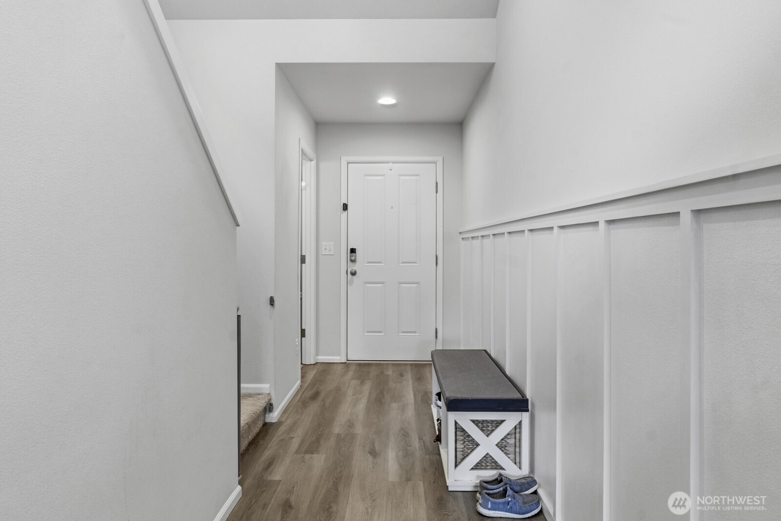 2428 Fiddleback Street NE