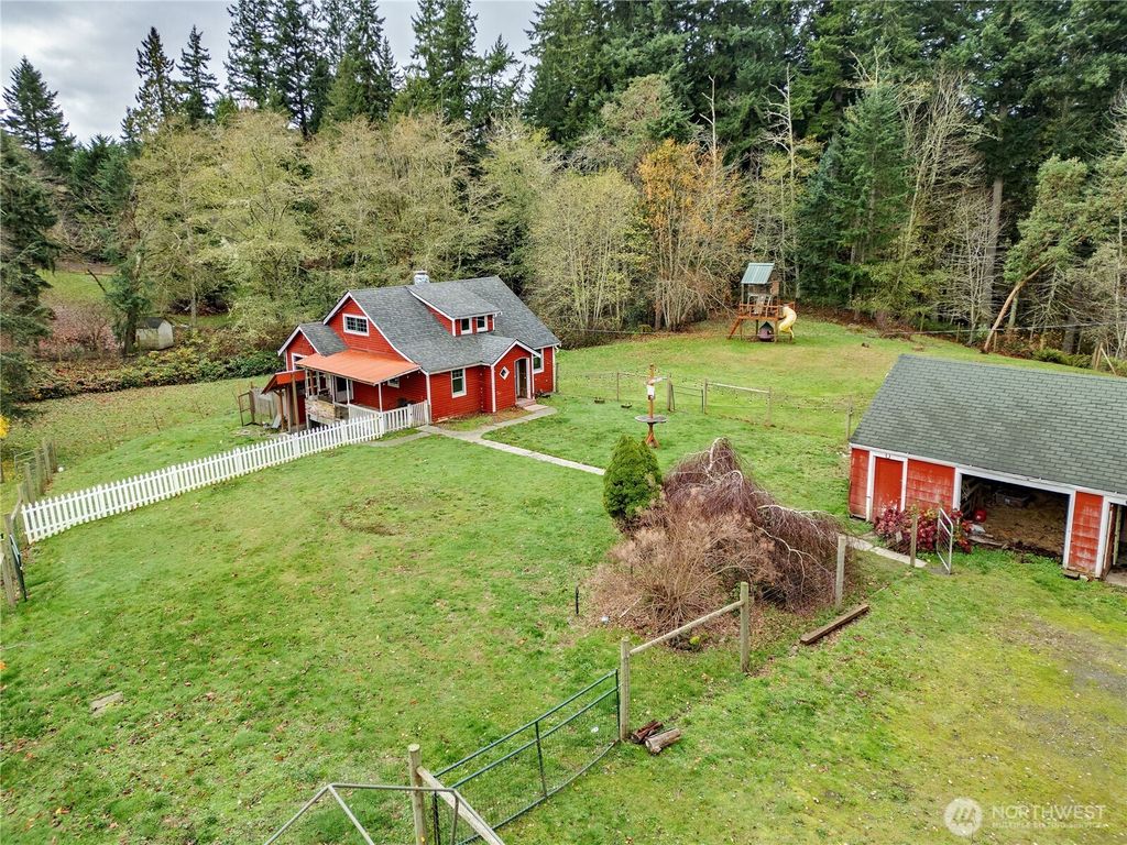 Photo of 2821 NW Costa Vida Way, Poulsbo, WA 98370 (MLS # 2511660)