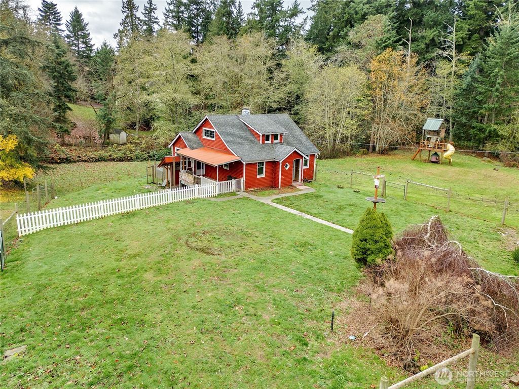 Photo of 2821 NW Costa Vida Way, Poulsbo, WA 98370 (MLS # 2511660)