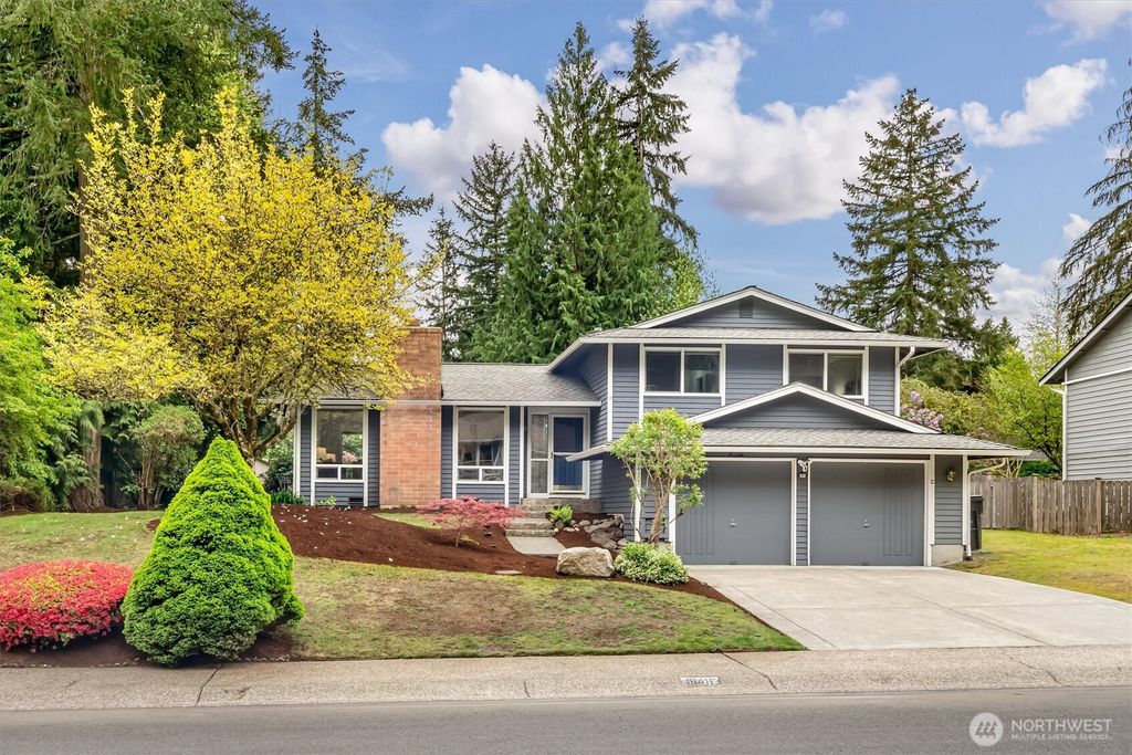 Photo of 16411 NE 111th Street, Redmond, WA 98052 (MLS # 2368700)