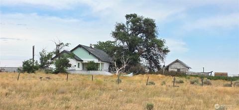 Photo of 15841 US 2, Waterville, WA 98858 (MLS # 2425169)