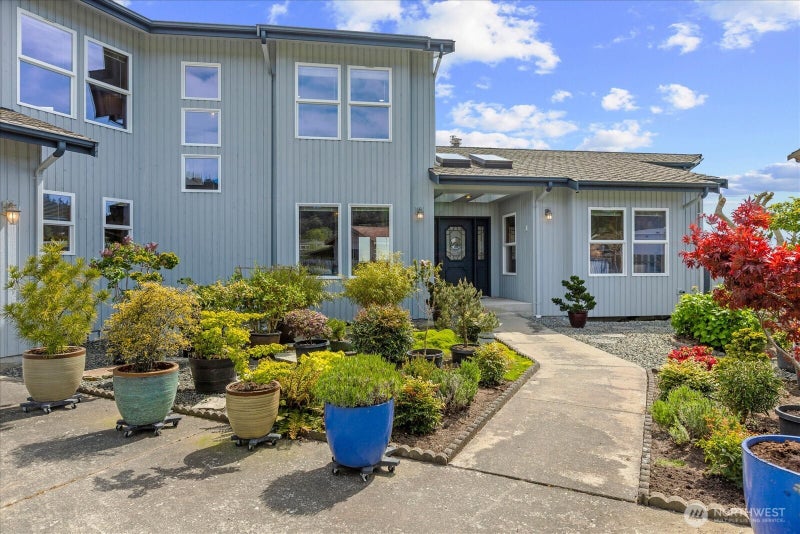 1808 E Lola Beach Lane