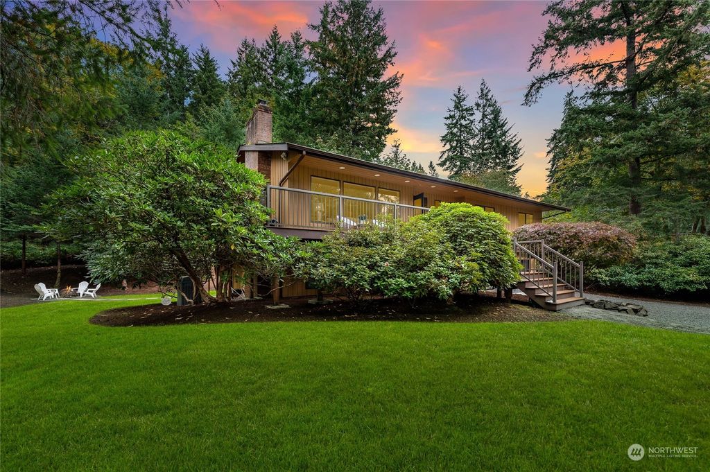 Photo of 22840 NE 61st Street, Redmond, WA 98053 (MLS # 2191503)