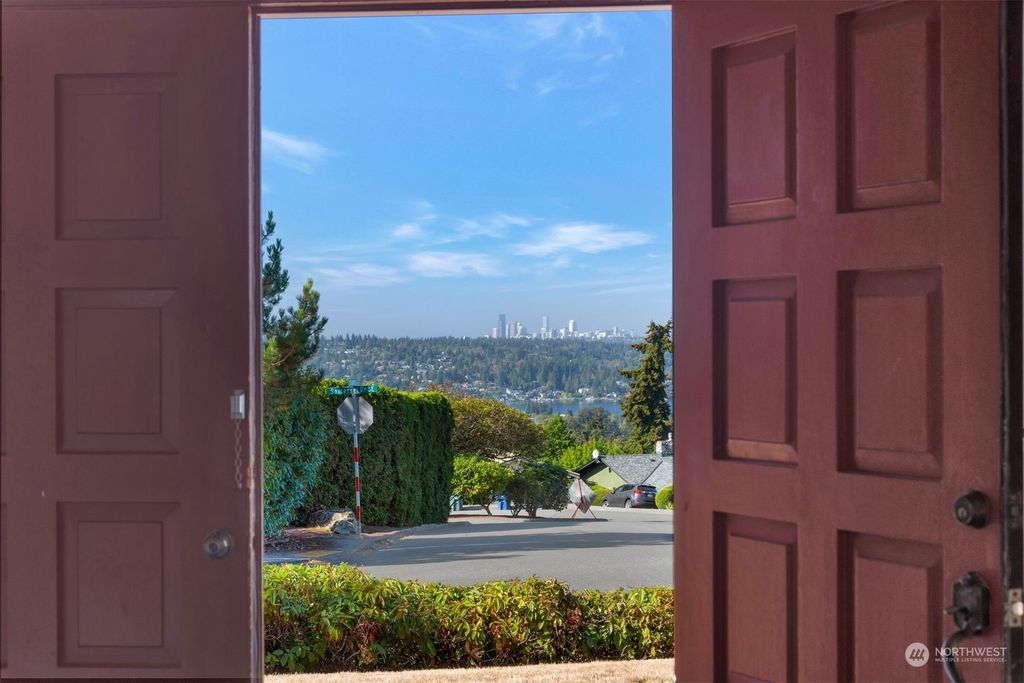 Photo of 4600 Somerset Drive SE, Bellevue, WA 98006 (MLS # 2023036)