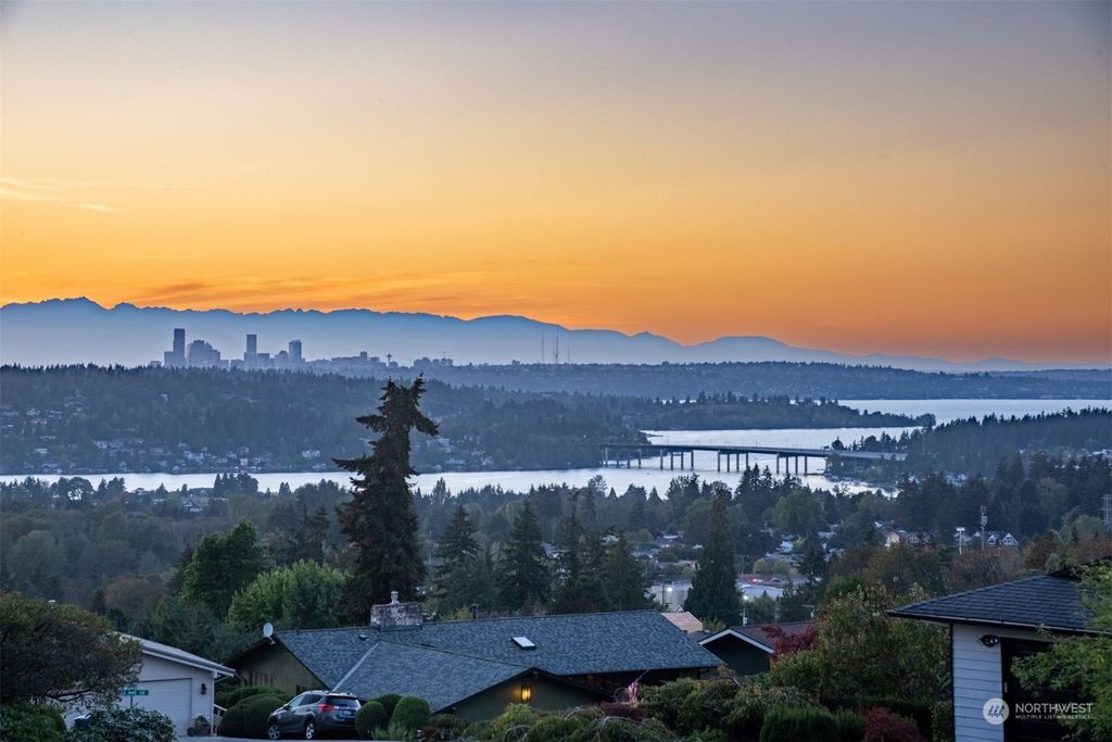 Photo of 4600 Somerset Drive SE, Bellevue, WA 98006 (MLS # 2023036)