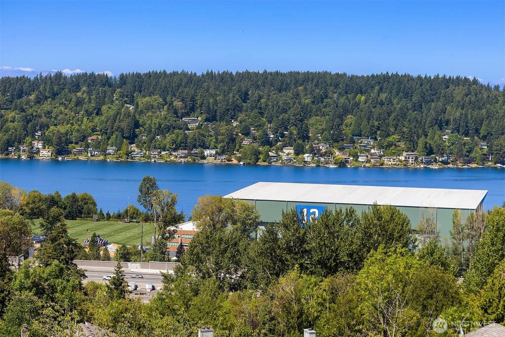 Photo of 11206 SE 77th Place, Newcastle, WA 98056 (MLS # 2565574)