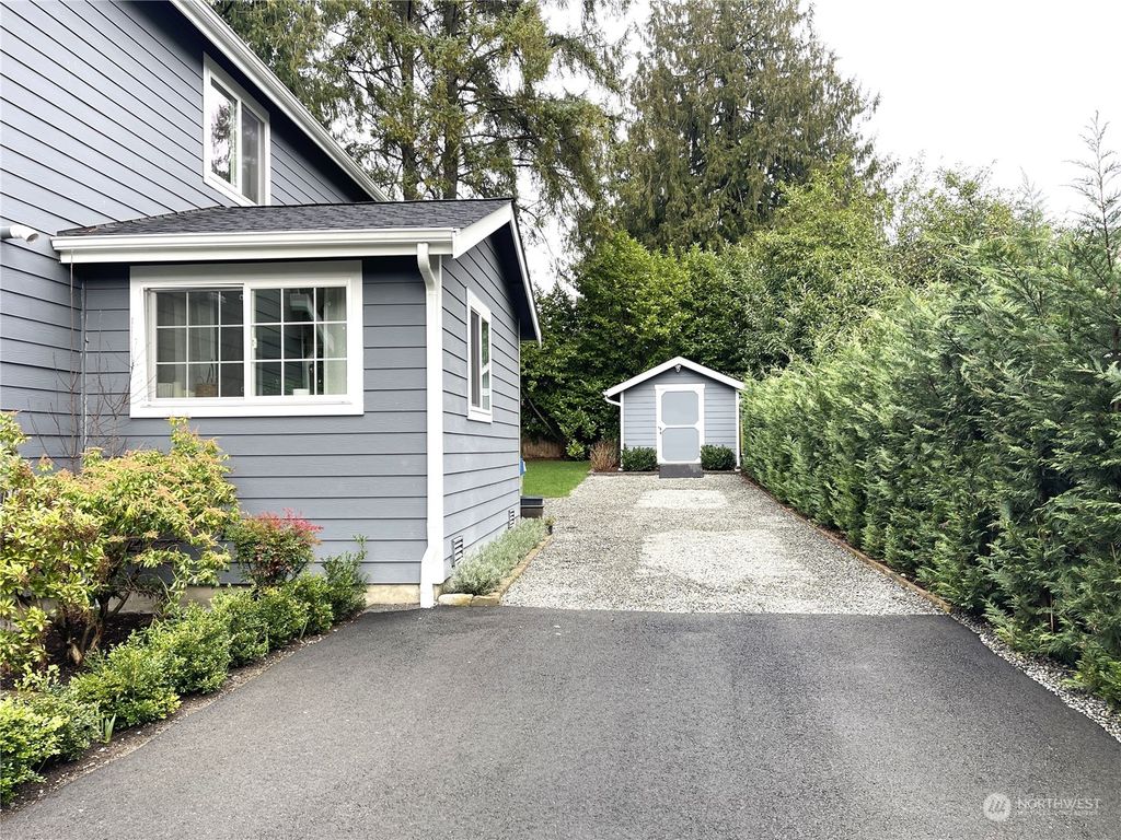 Photo of 26447 200th Avenue SE, Covington, WA 98042 (MLS # 2198865)