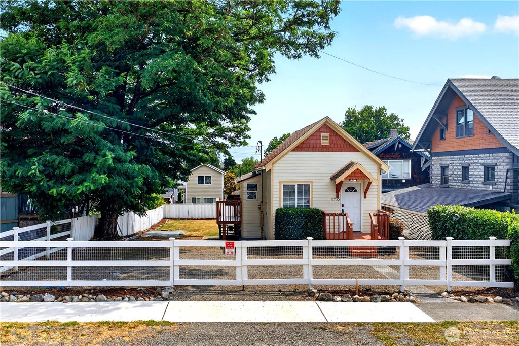 Photo of 3735 S Alaska Street, Tacoma, WA 98418 (MLS # 2558763)