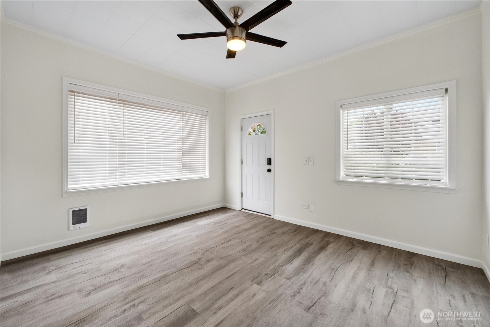 3735 S Alaska Street